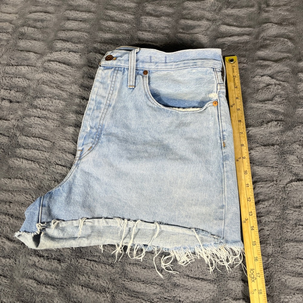 Madewell Curvy Relaxed Denim Shorts Light Wash Blue High Rise 31 CKP454160887 - Picture 7 of 8